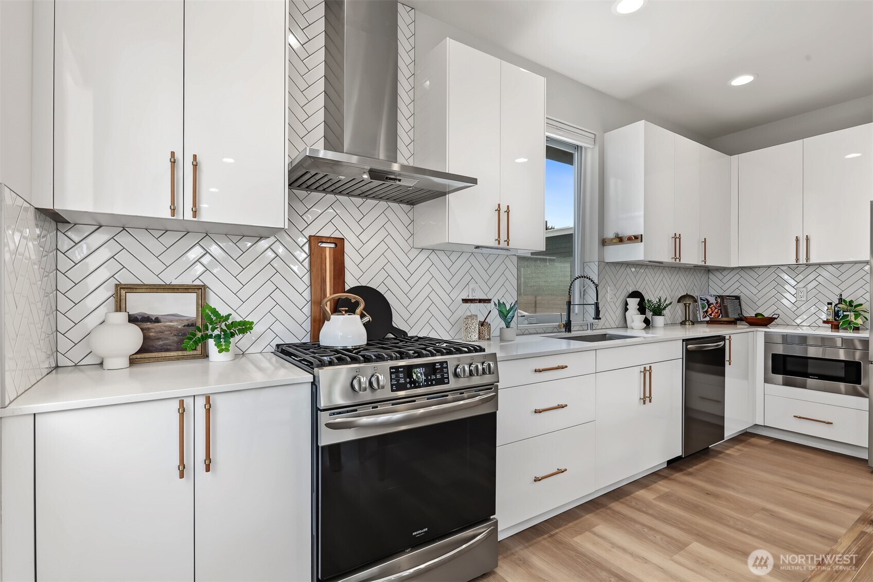 MLS #NWM2578654 image #11