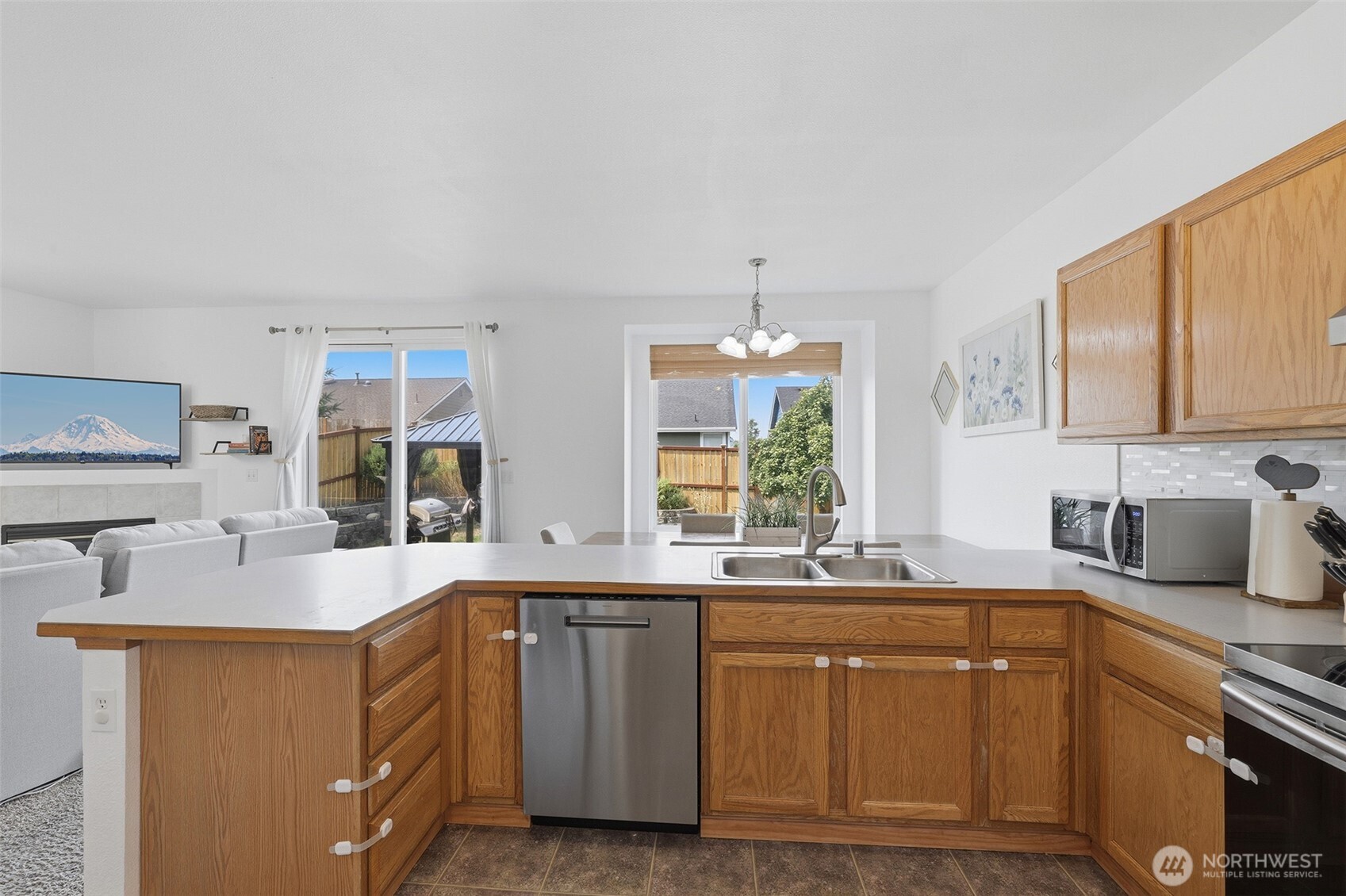MLS #NWM2578675 image #5
