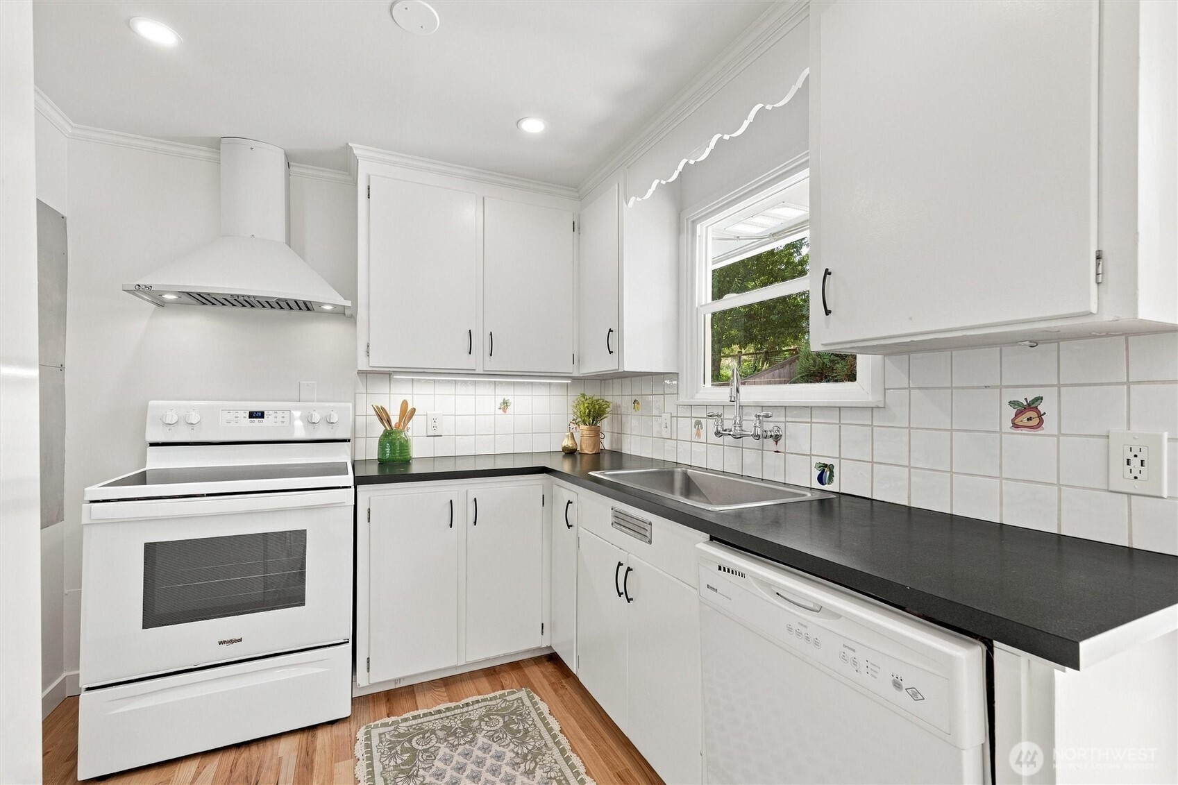 MLS #NWM2578696 image #11