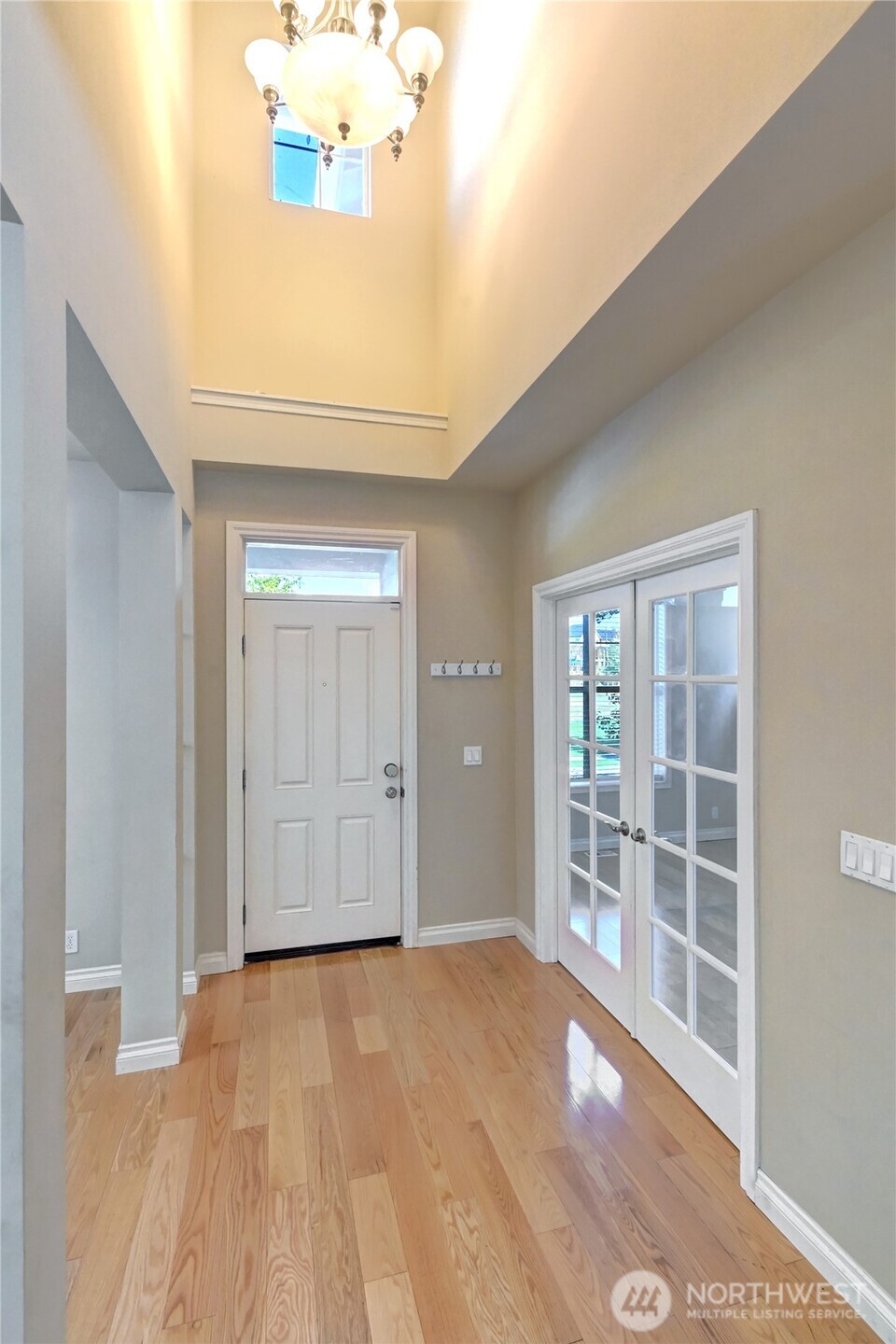MLS #NWM2578783 image #1