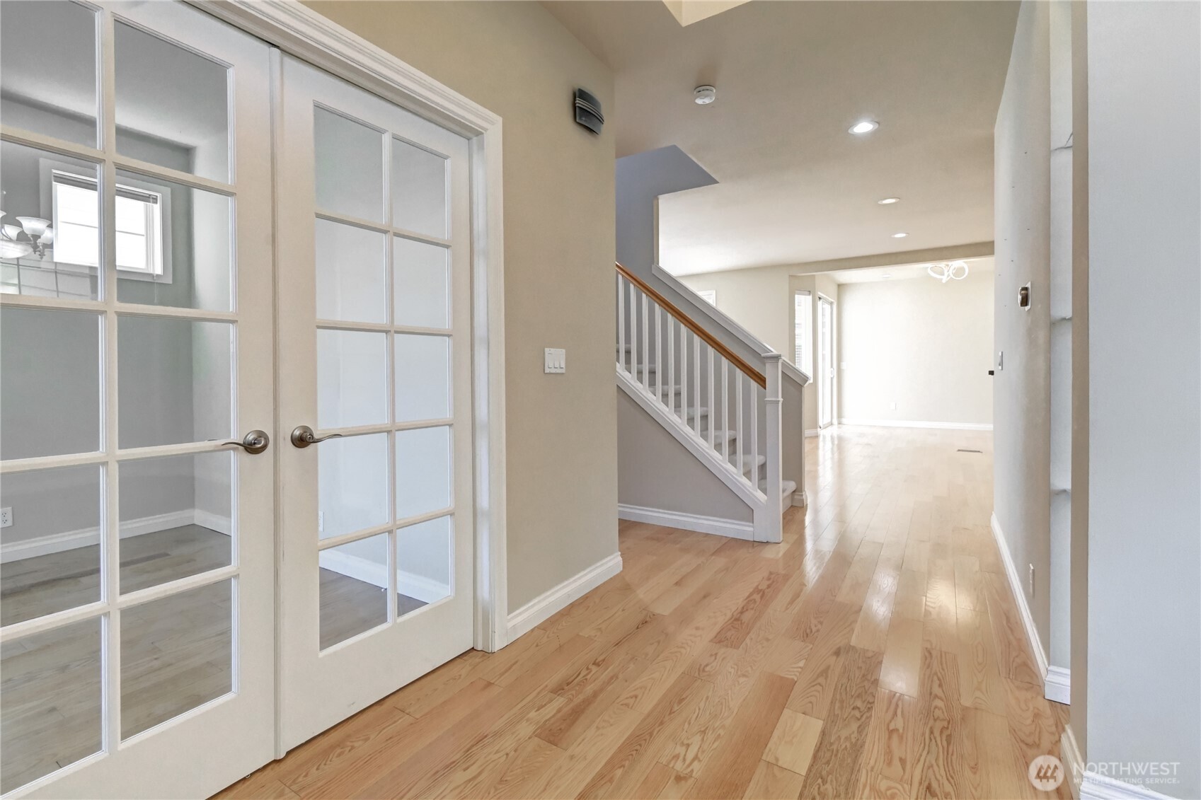 MLS #NWM2578783 image #2
