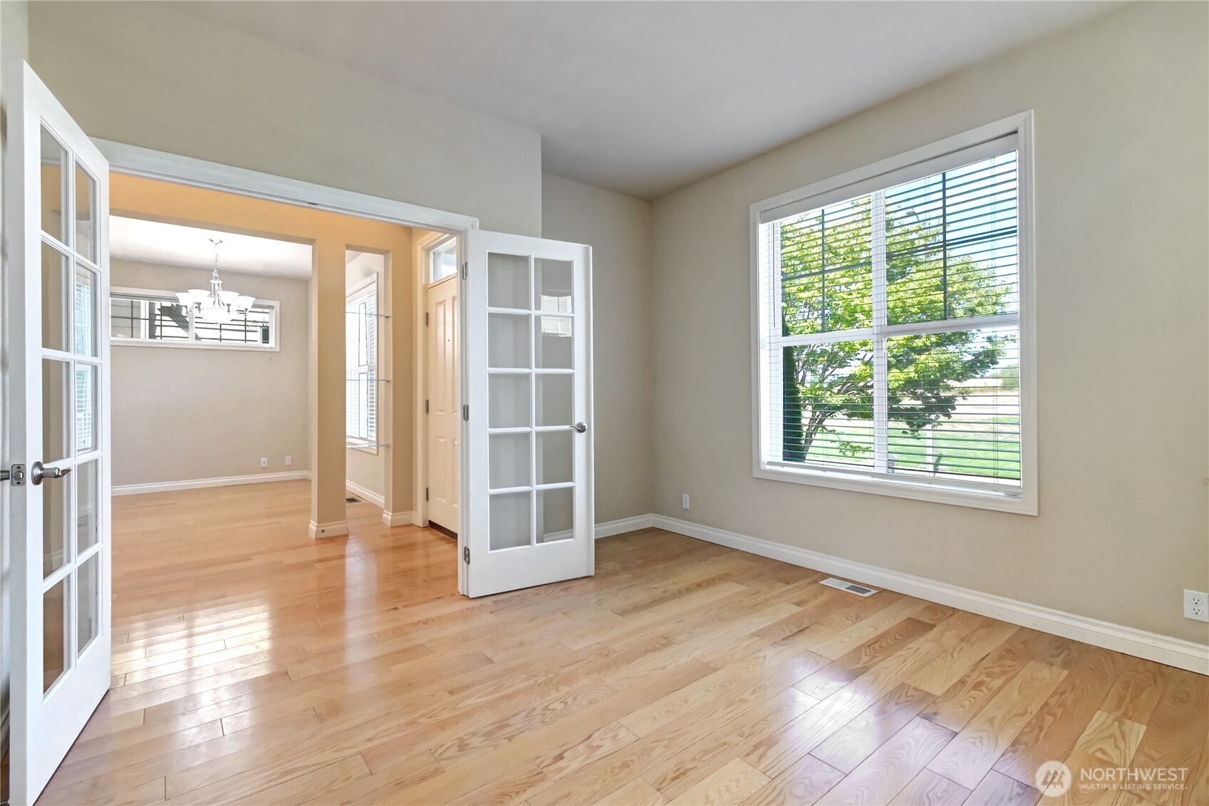 MLS #NWM2578783 image #3