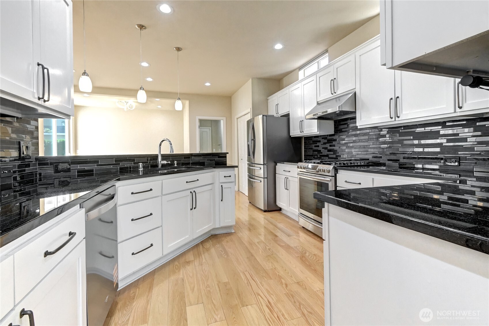MLS #NWM2578783 image #9