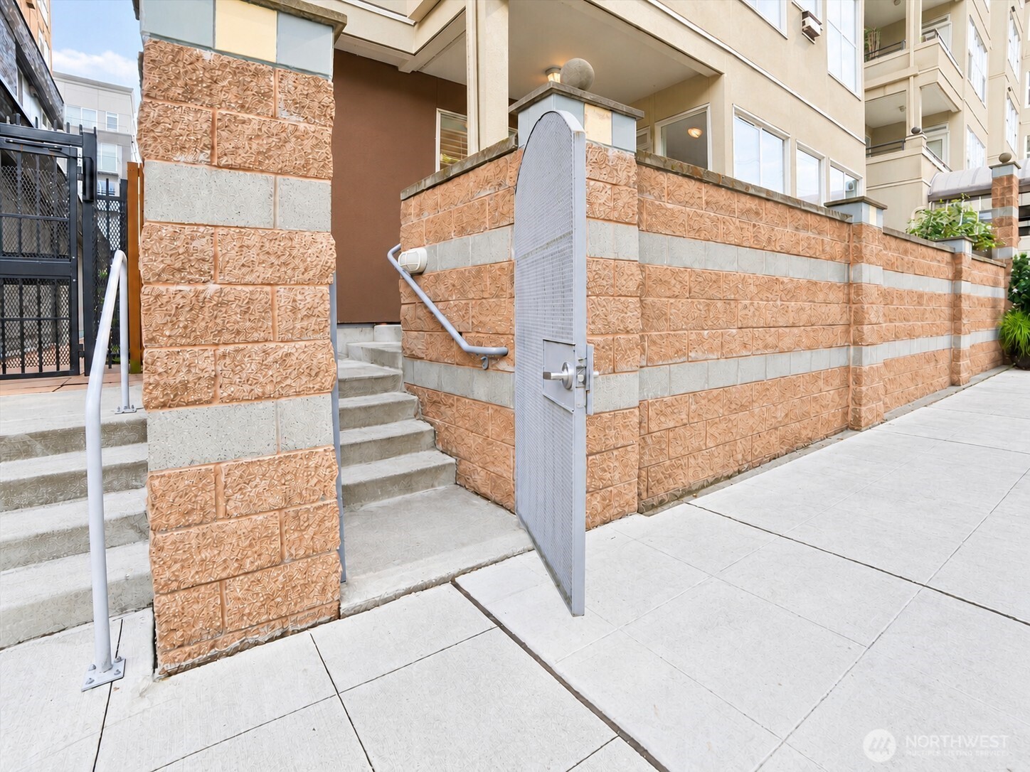MLS #NWM2578912 image #3