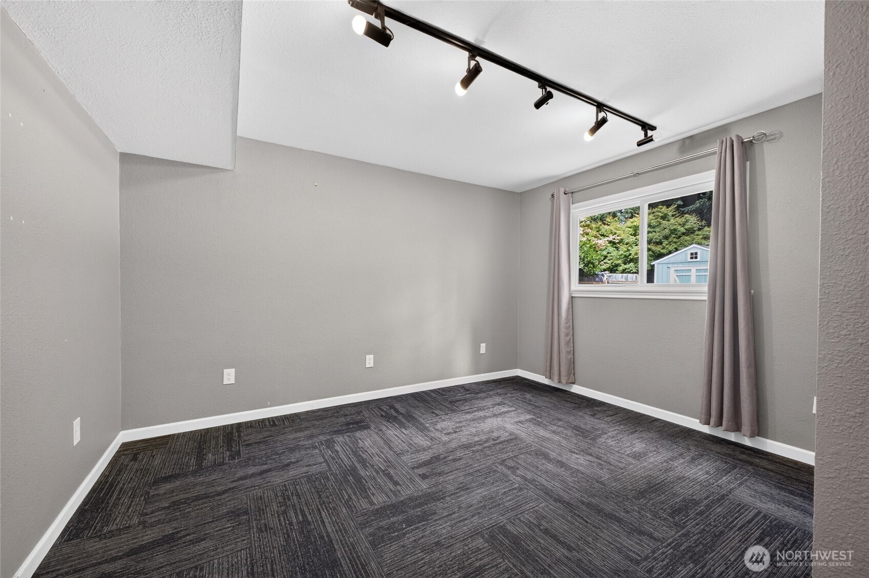MLS #NWM2579584 image #29
