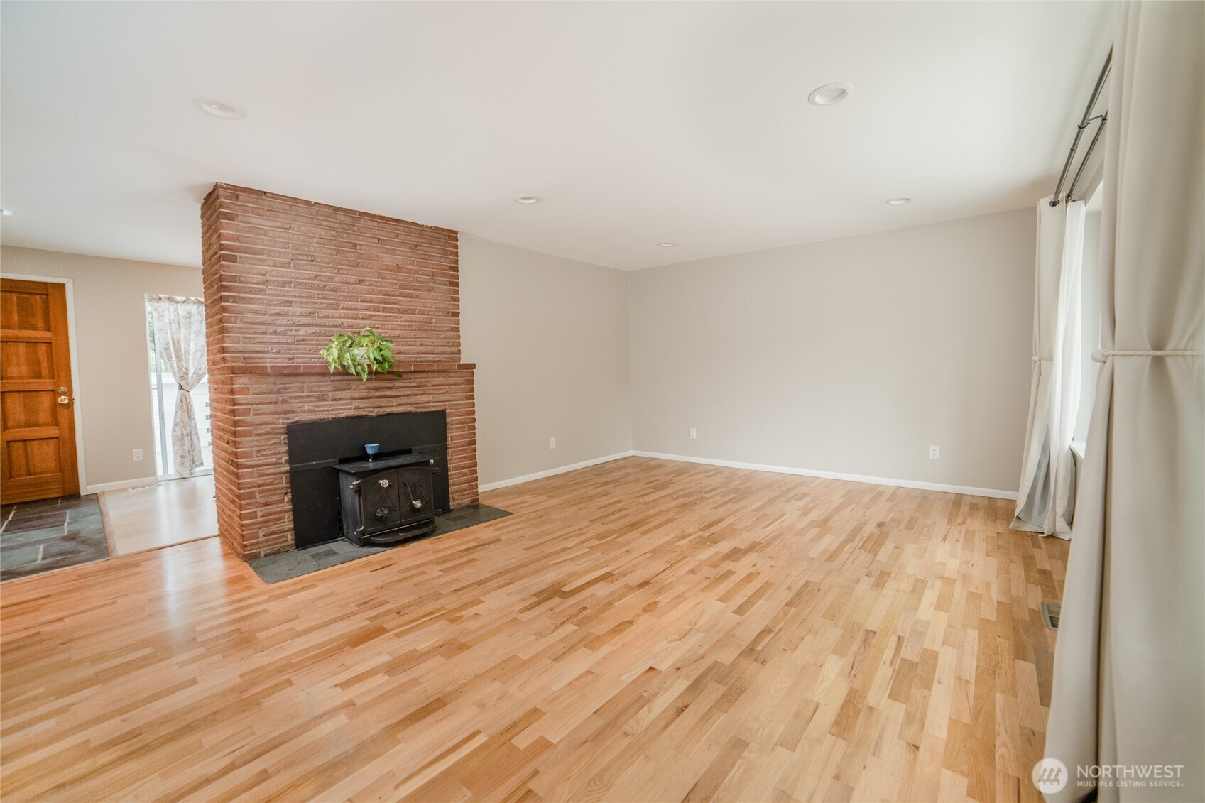 MLS #NWM2579976 image #16