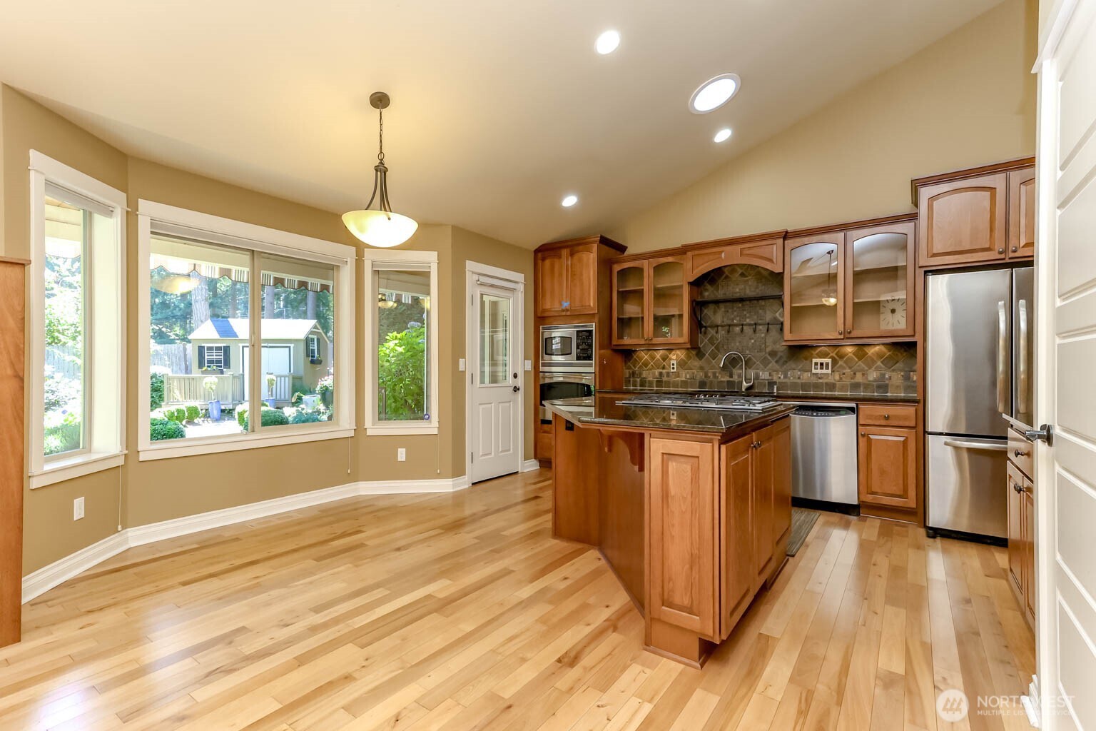 MLS #NWM2580114 image #15