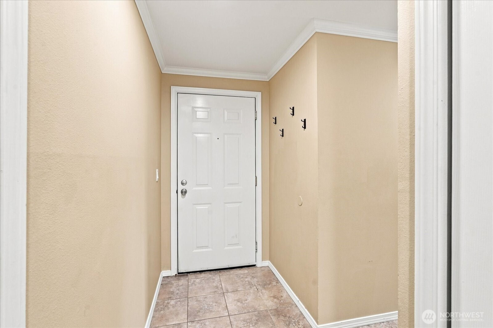 MLS #NWM2580236 image #3