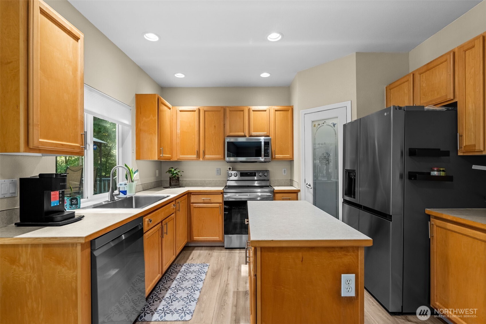 MLS #NWM2580334 image #8