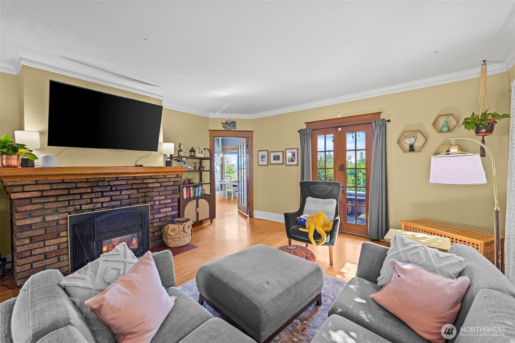 MLS #NWM2580509 image #8