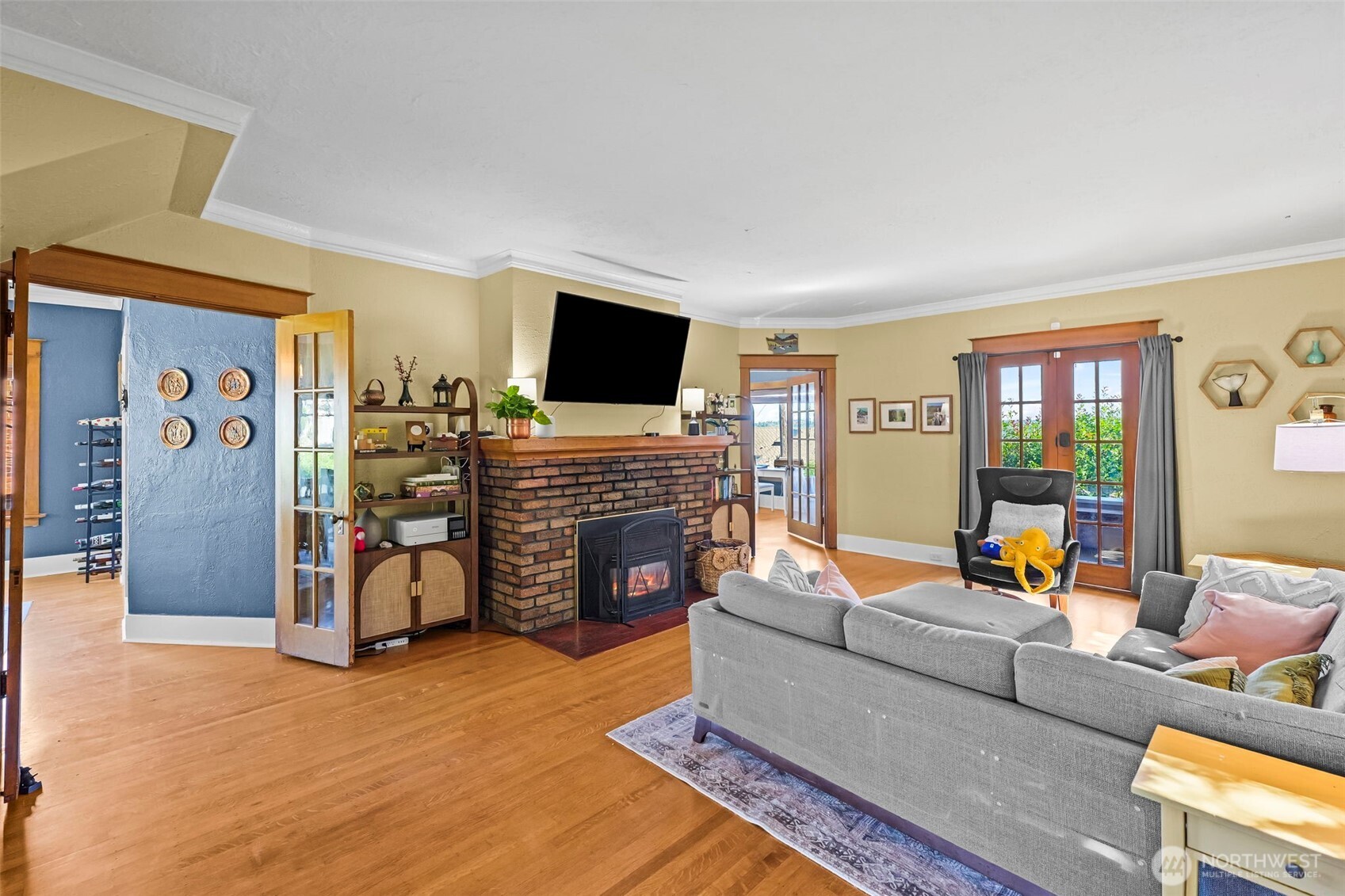 MLS #NWM2580509 image #9