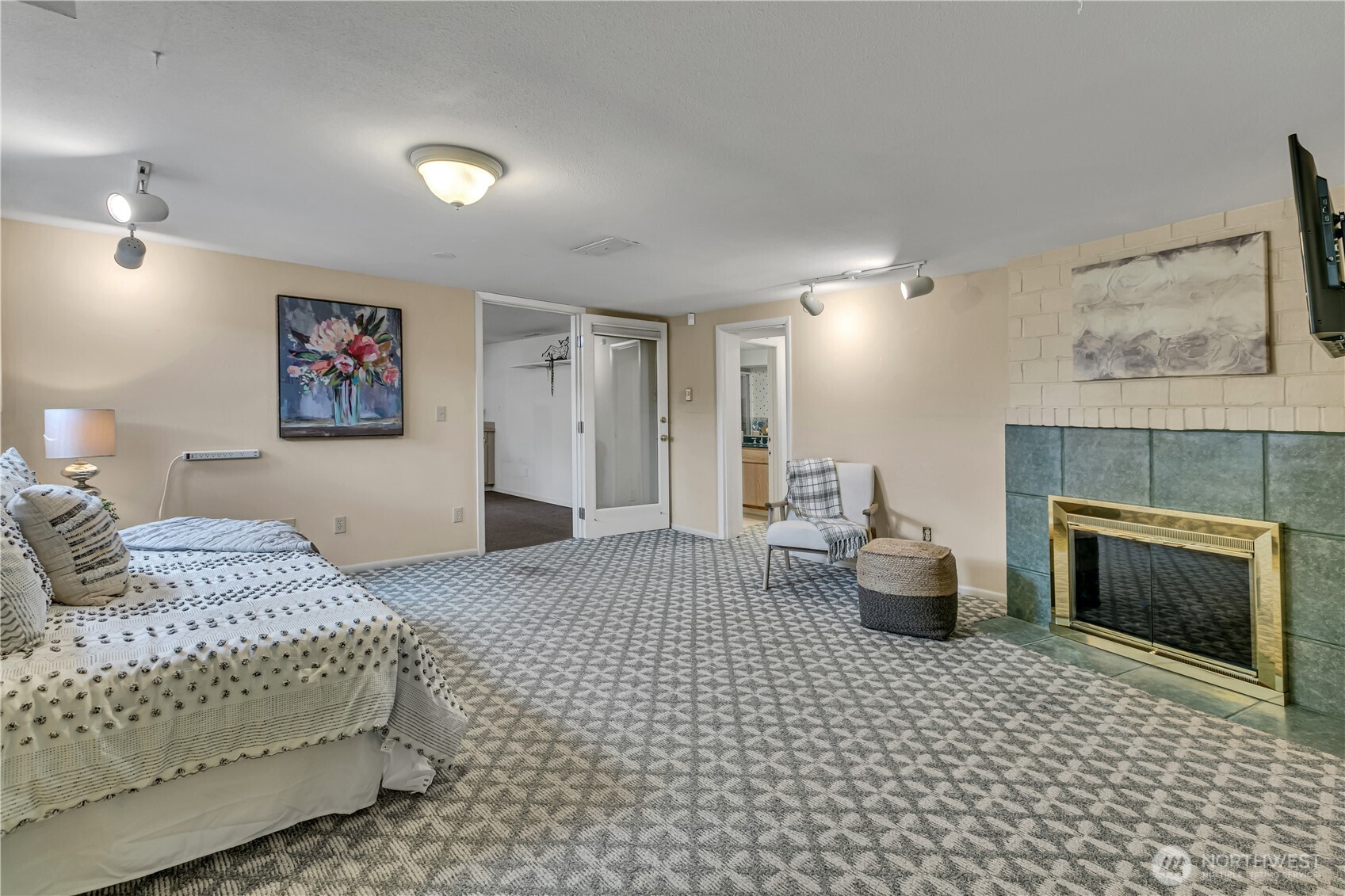 MLS #NWM2580557 image #32