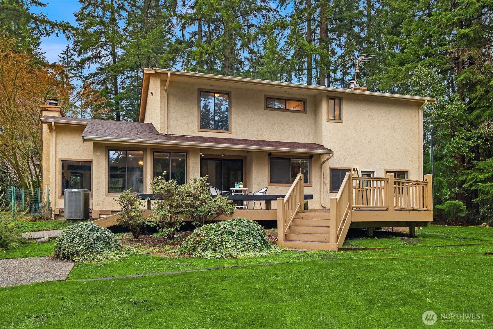 MLS #NWM2580768 image #1