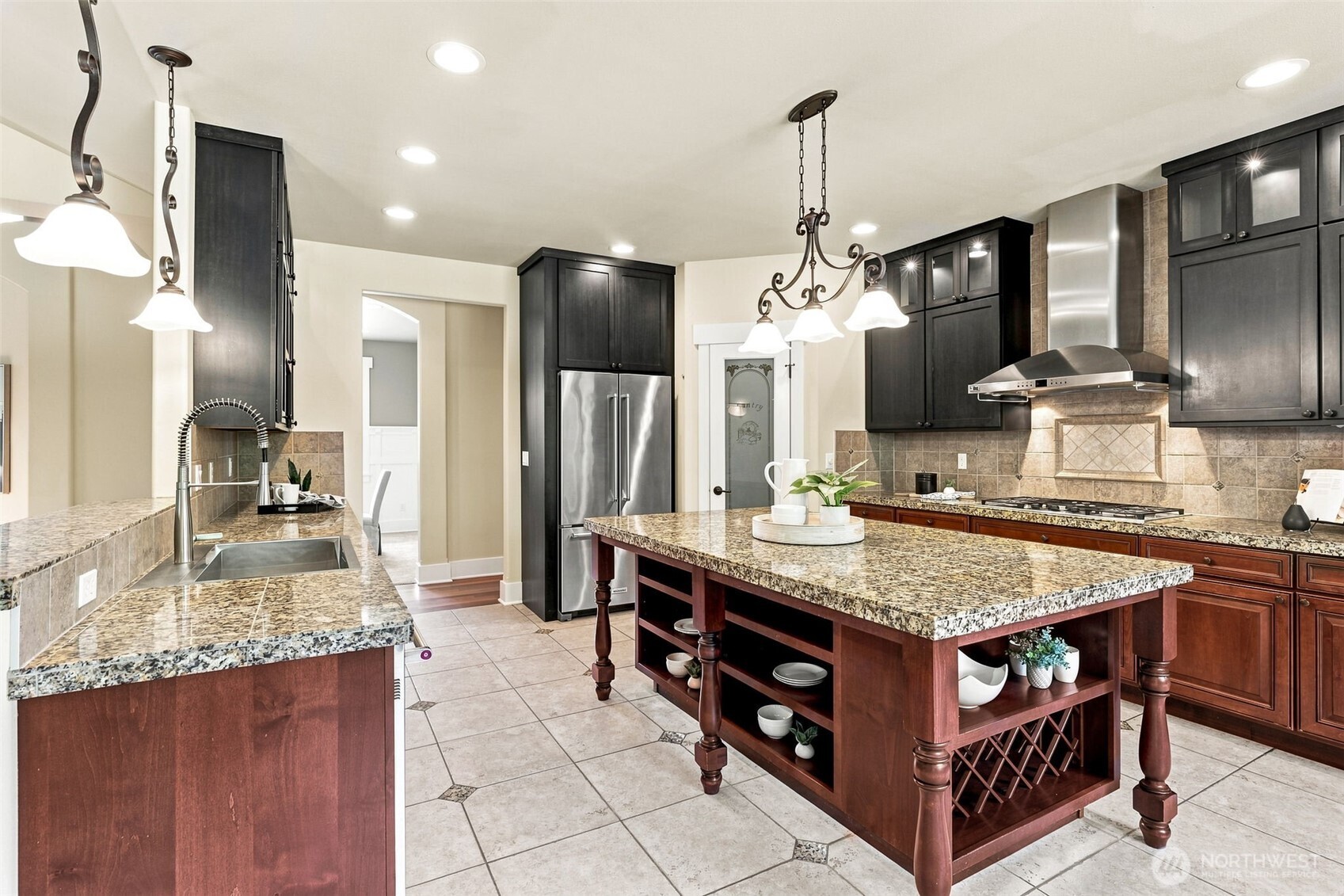 MLS #NWM2580801 image #9