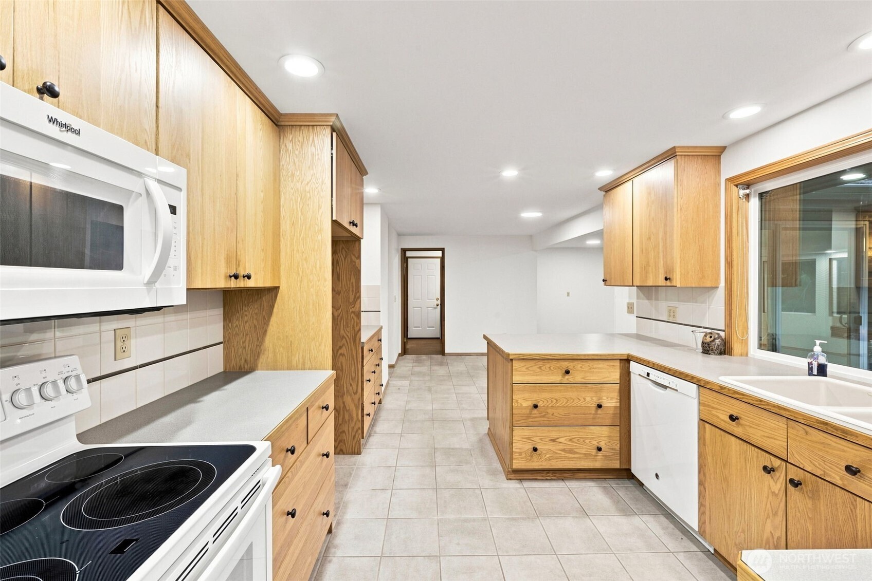 MLS #NWM2580839 image #10