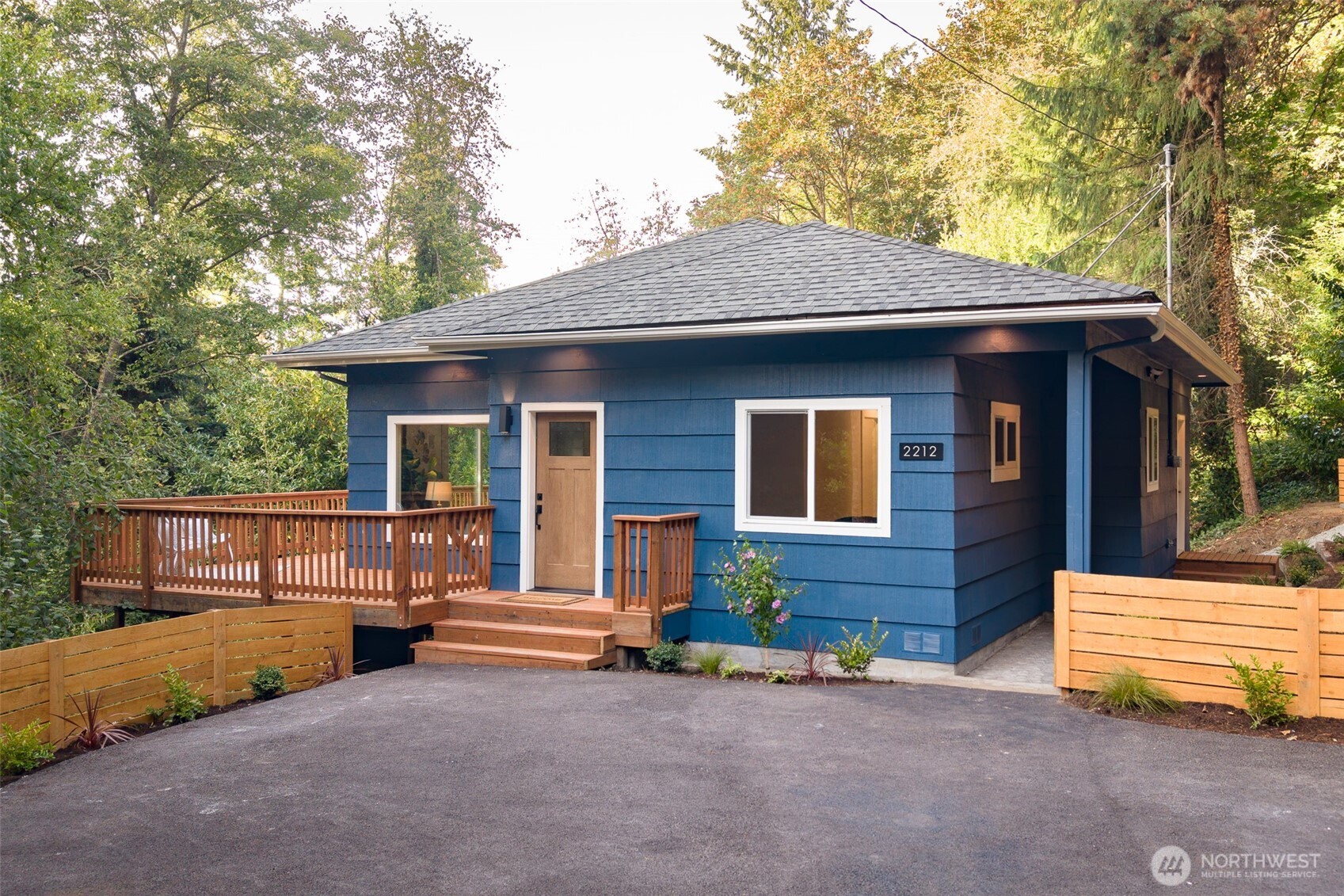 MLS #NWM2581003 image #0