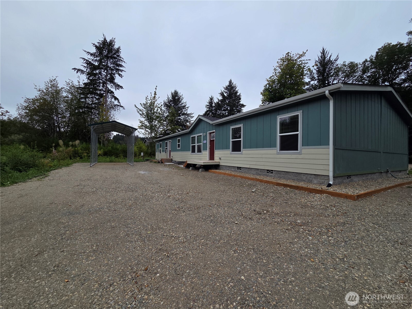 MLS #NWM2581168 image #0