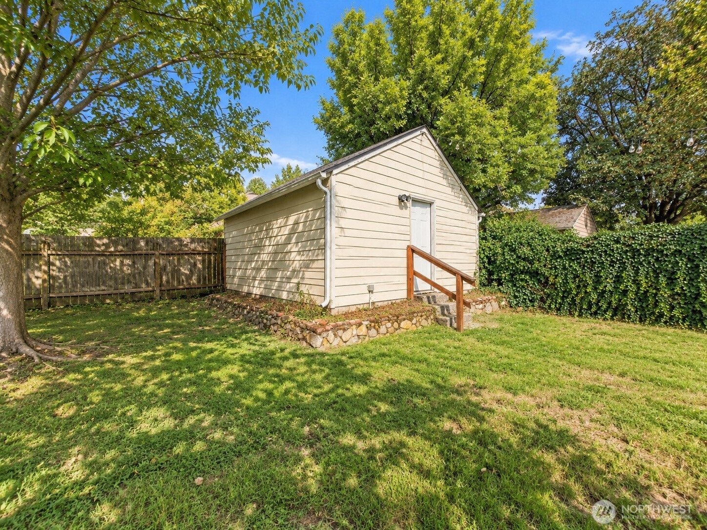 MLS #NWM2581174 image #14