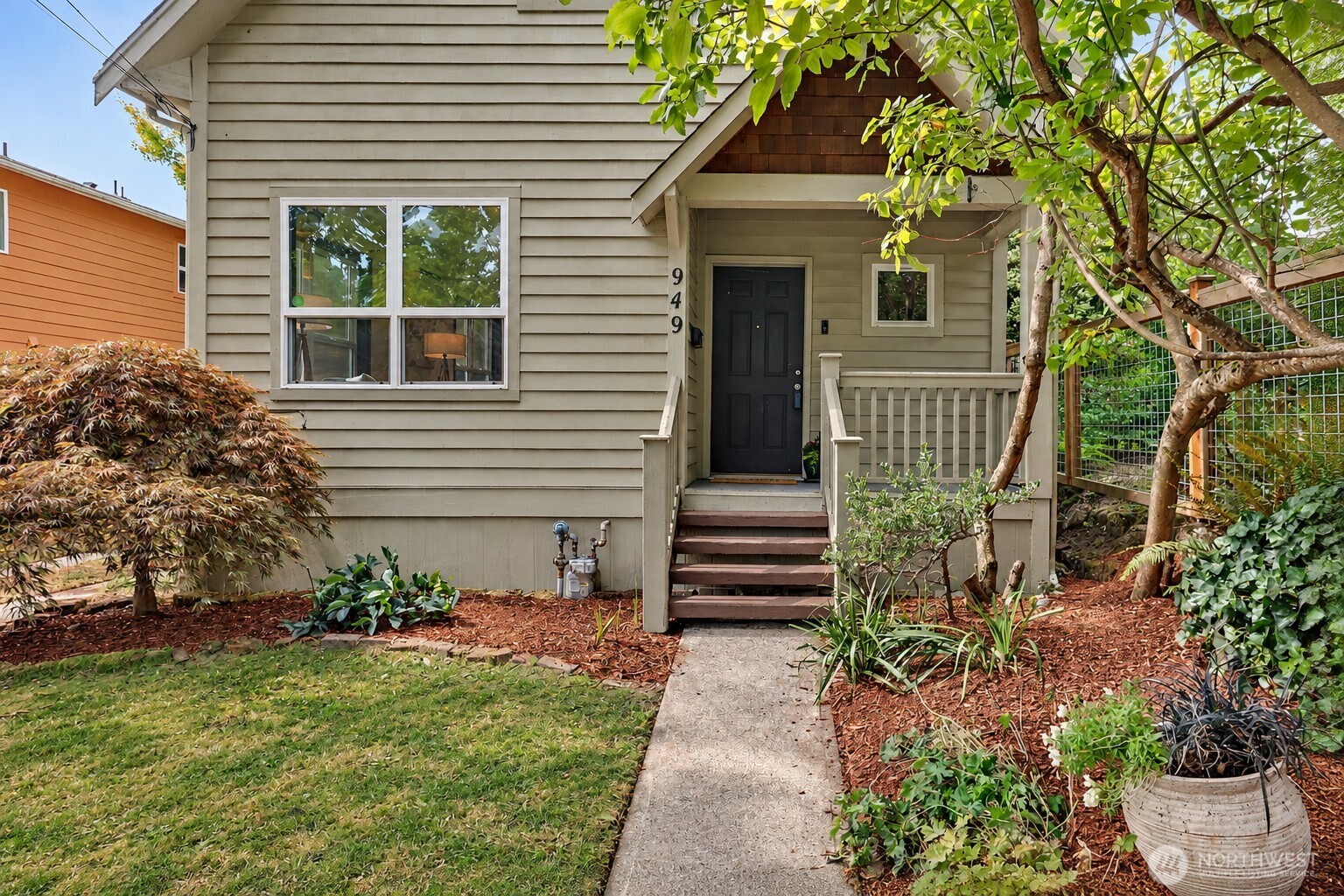MLS #NWM2581282 image #1