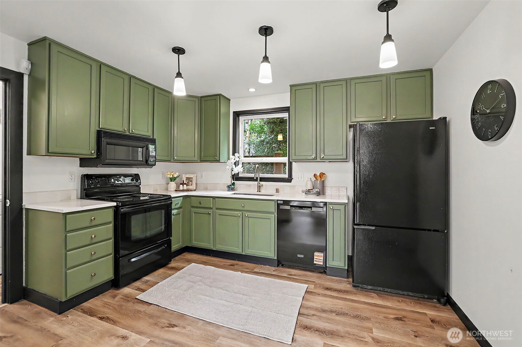MLS #NWM2581282 image #10