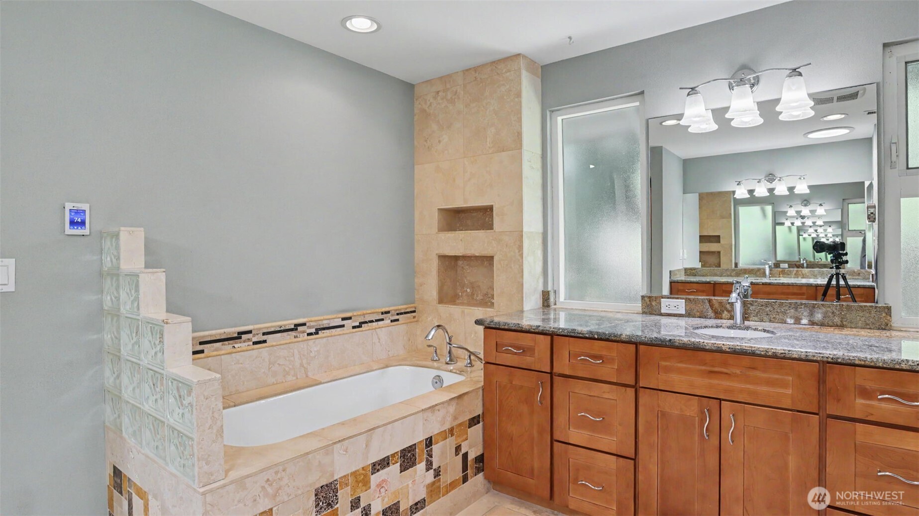 MLS #NWM2581298 image #16