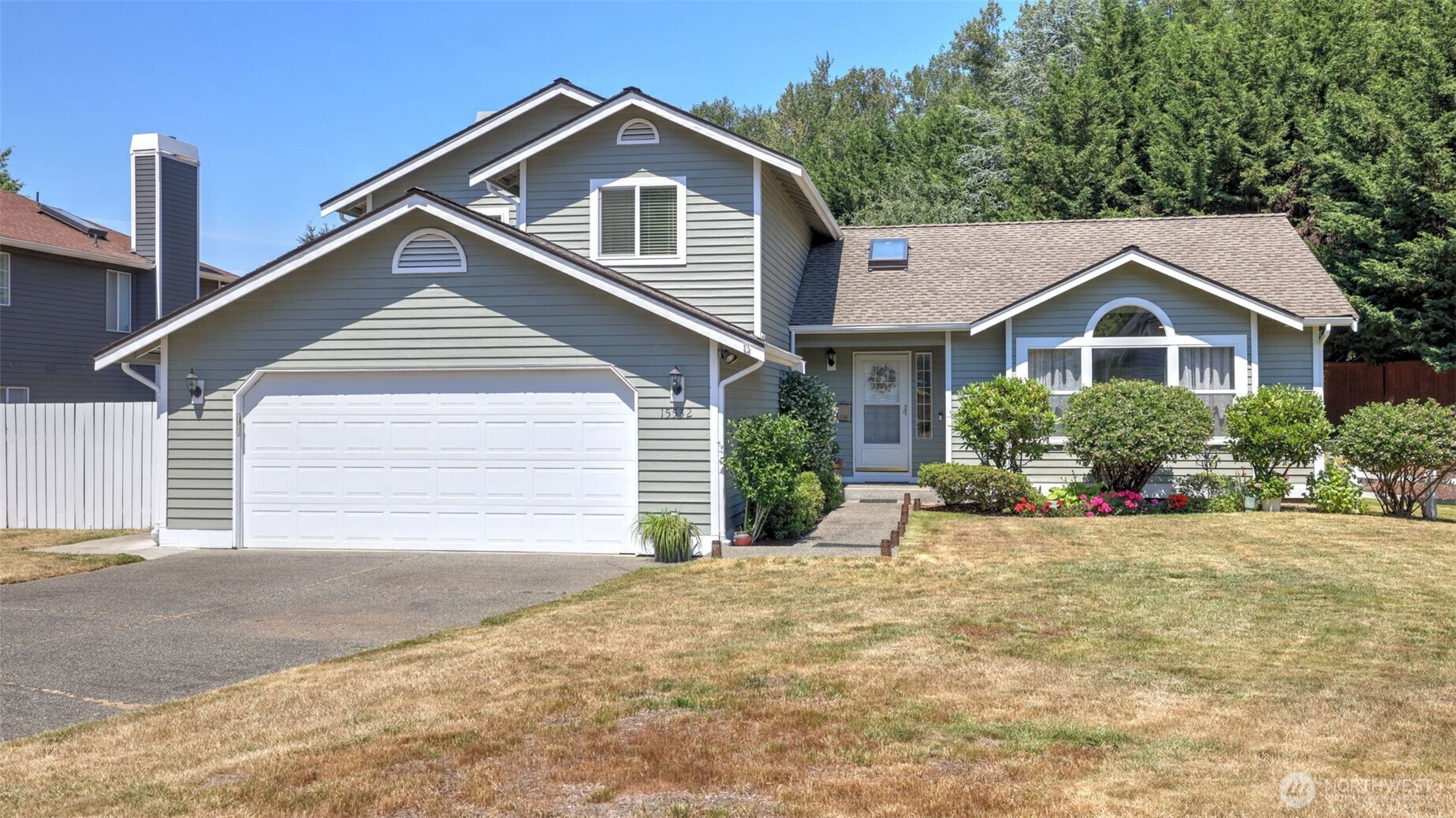 MLS #NWM2581440 image #1