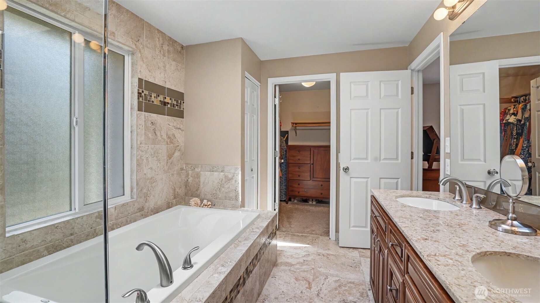 MLS #NWM2581440 image #17