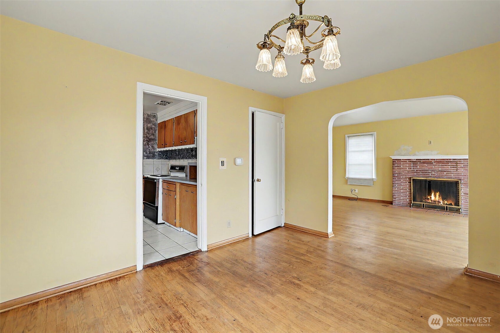 MLS #NWM2581449 image #6