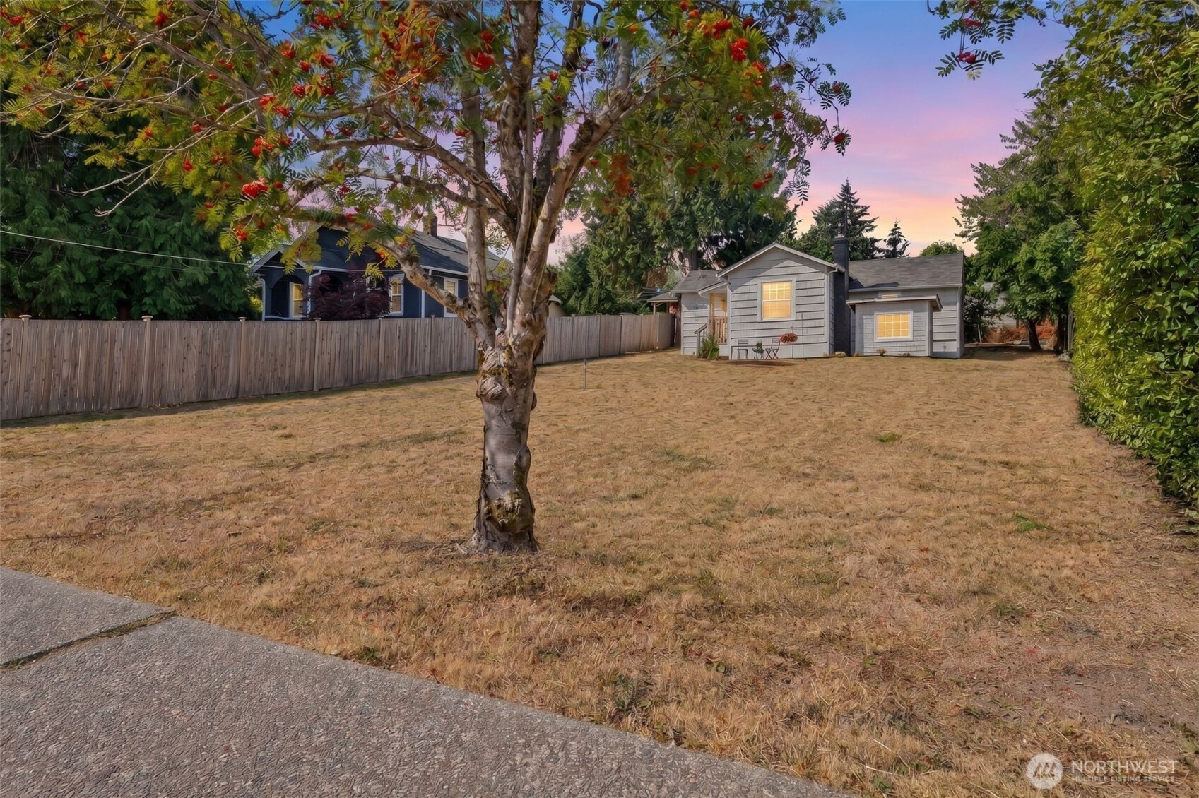 MLS #NWM2581452 image #4