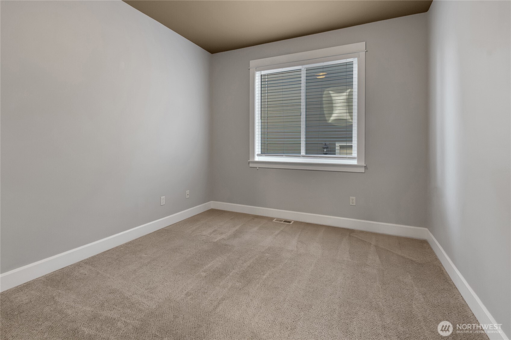 MLS #NWM2581674 image #6