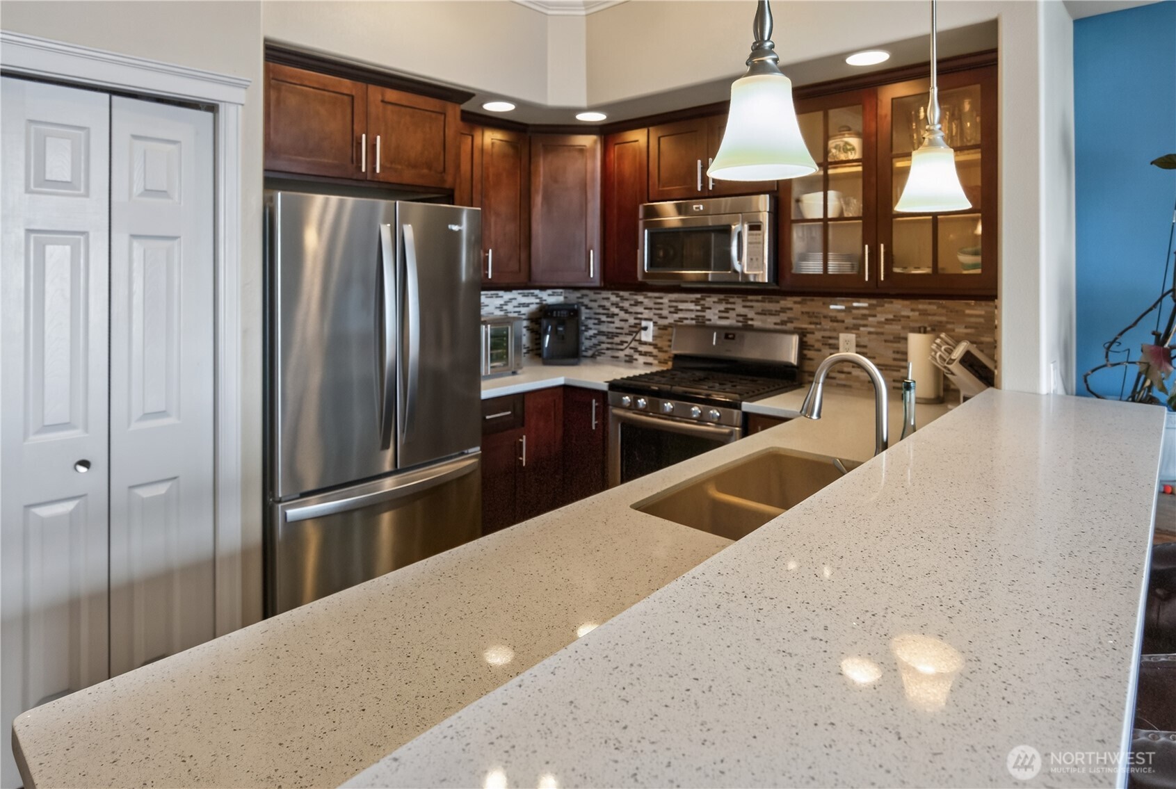 MLS #NWM2581855 image #10