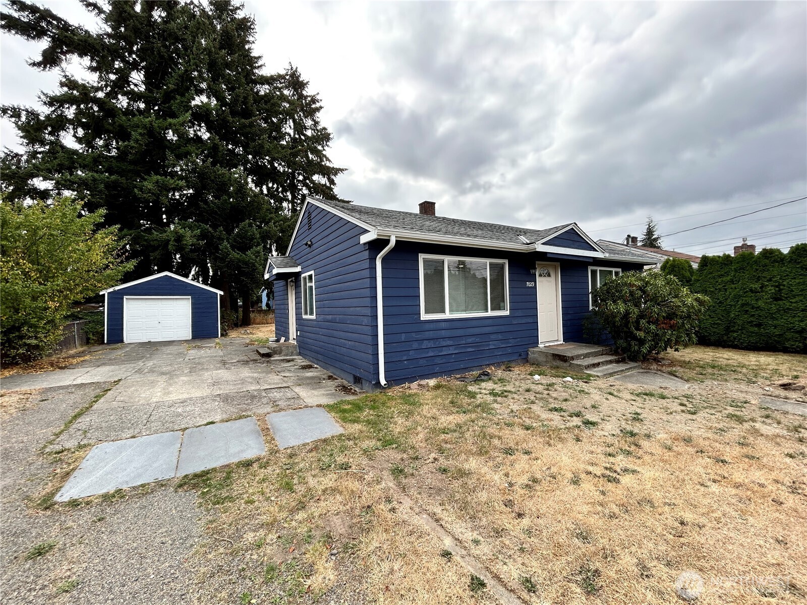 MLS #NWM2581931 image #2