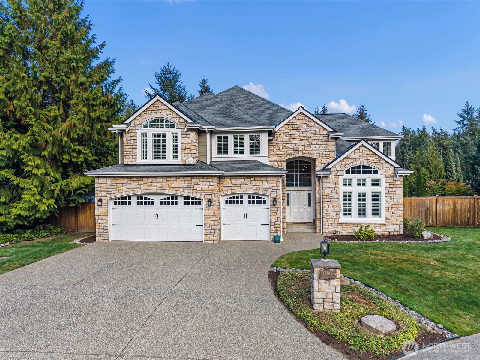 MLS #NWM2583013 image #0