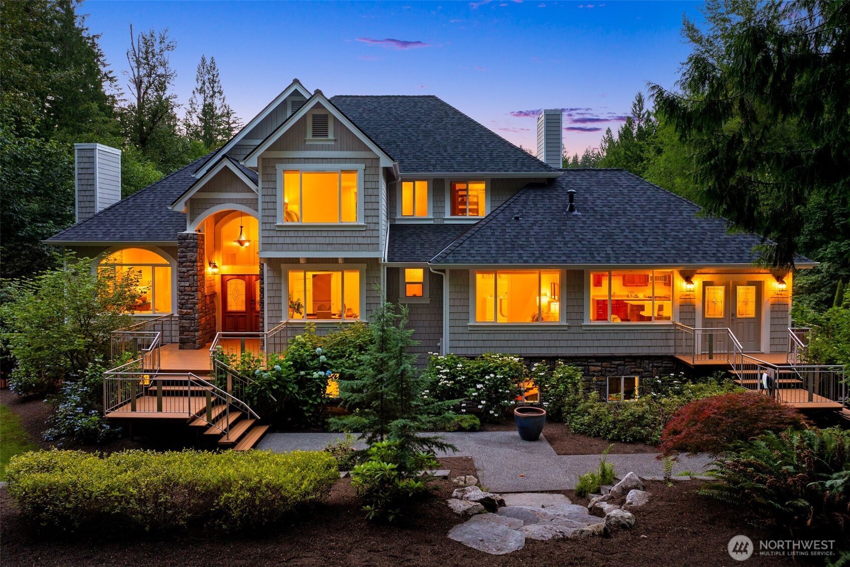 MLS #NWM2583997 image #0