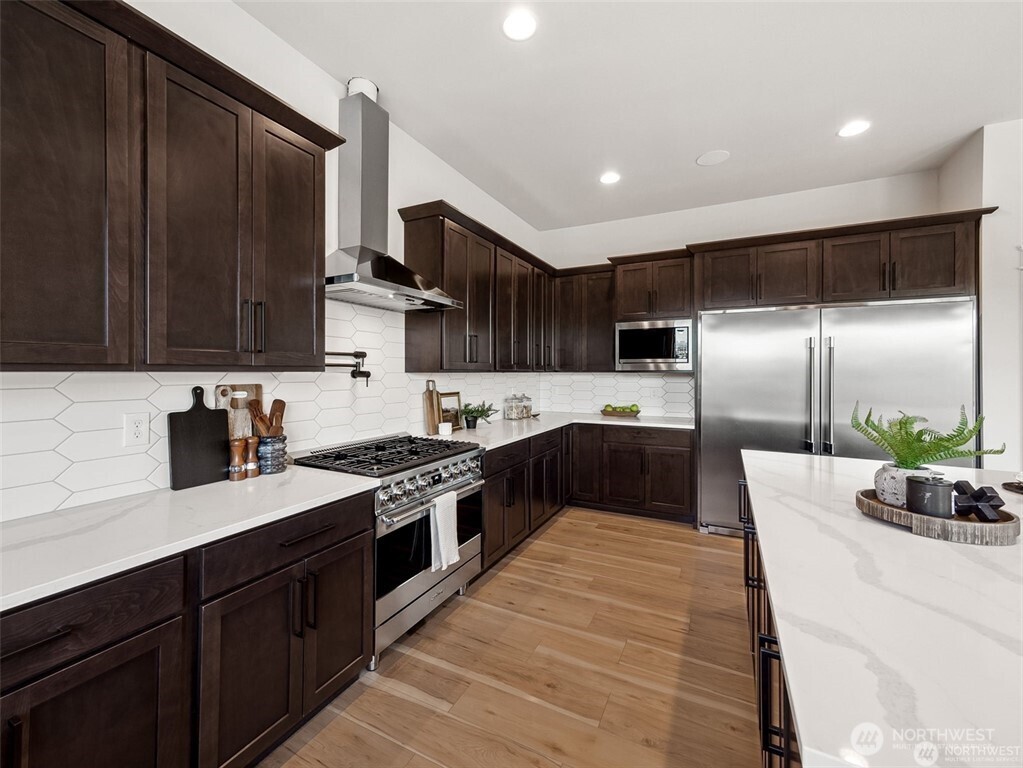 MLS #NWM2584575 image #6