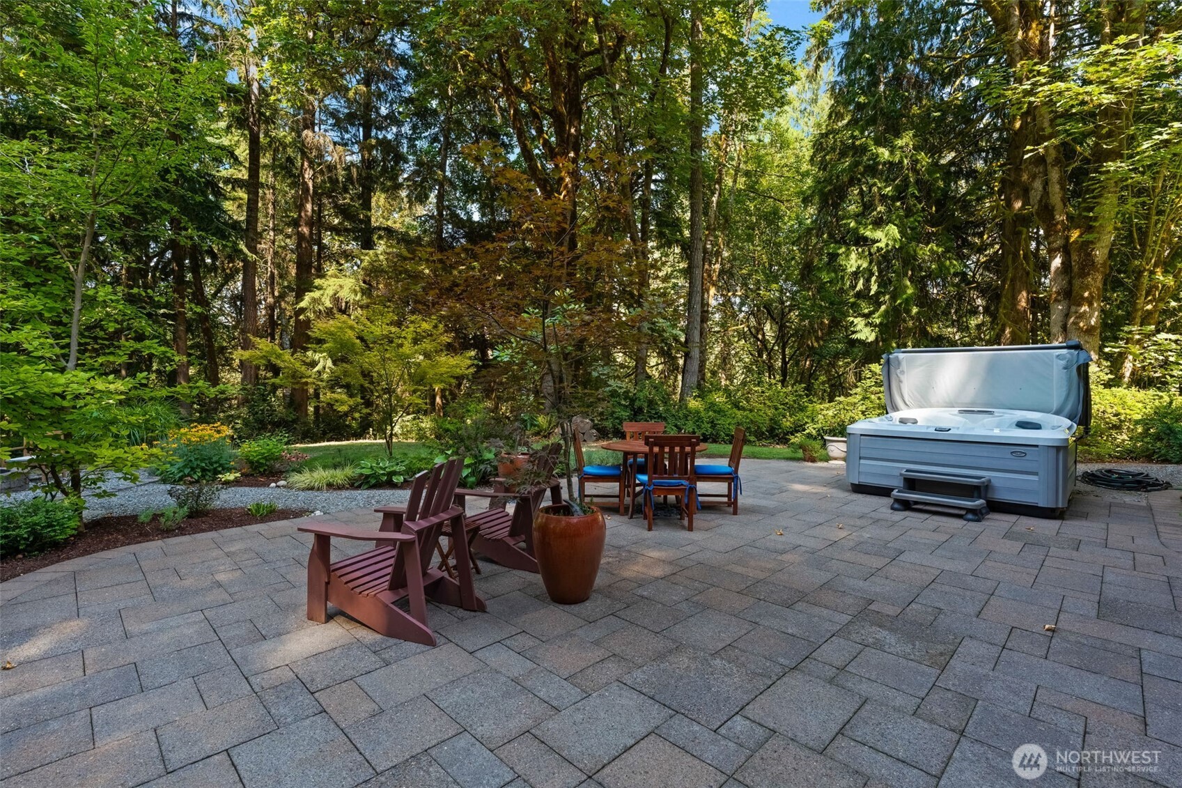 MLS #NWM2584785 image #32