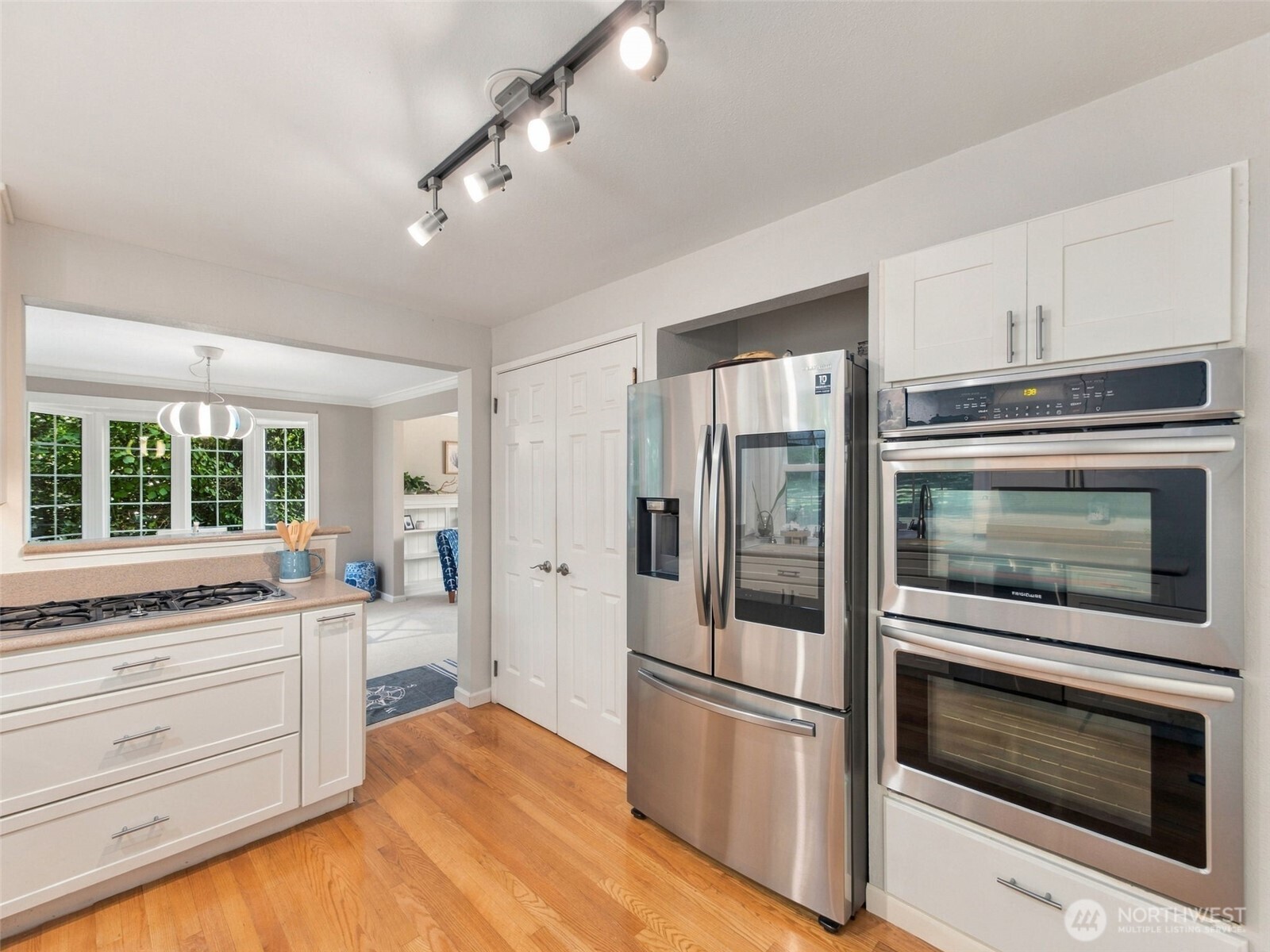 MLS #NWM2584854 image #8