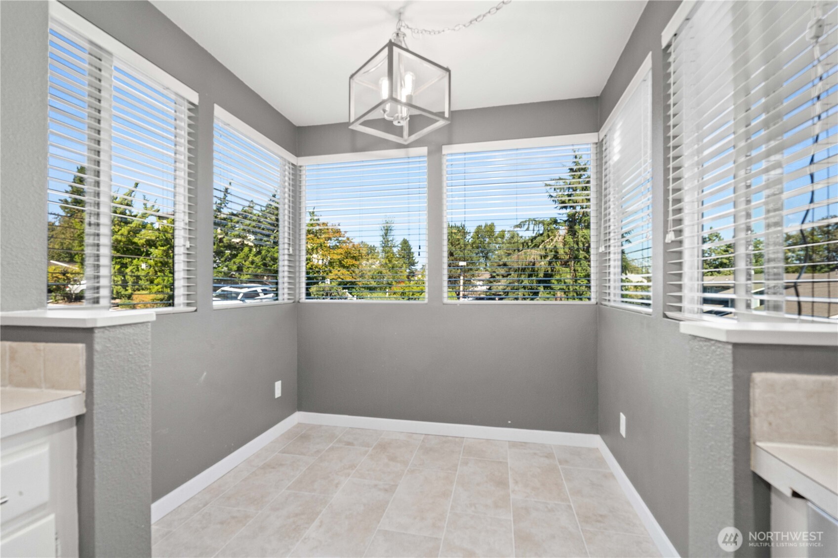 MLS #NWM2584863 image #11