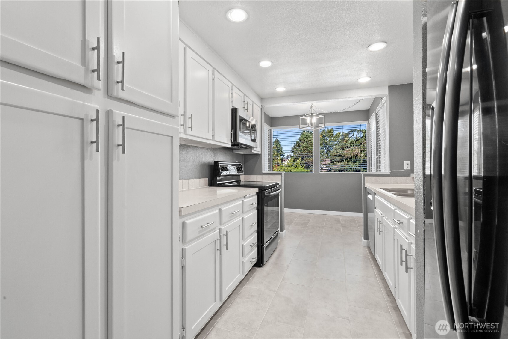 MLS #NWM2584863 image #5
