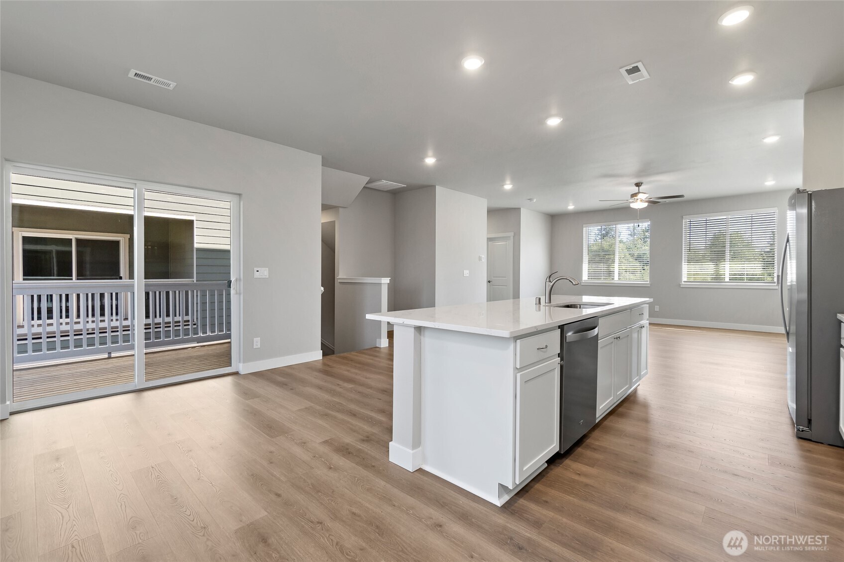 MLS #NWM2584883 image #16