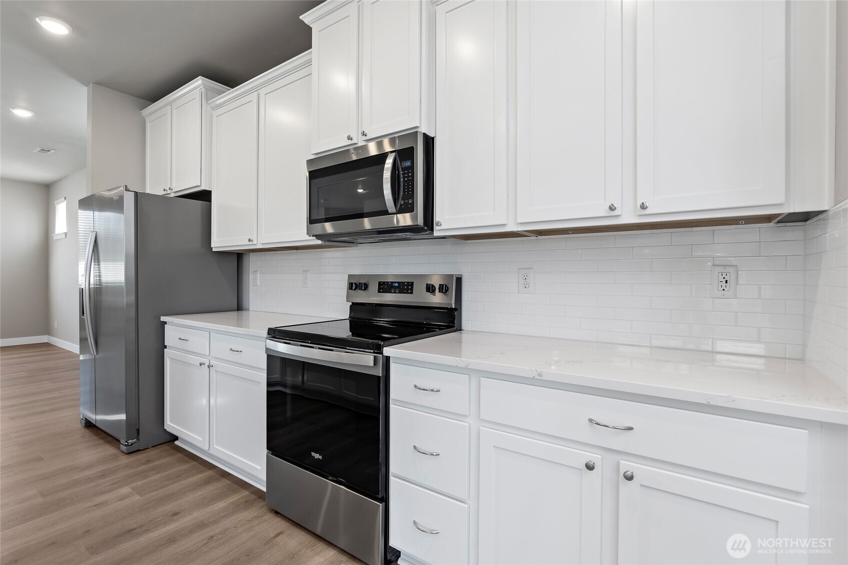 MLS #NWM2584883 image #17