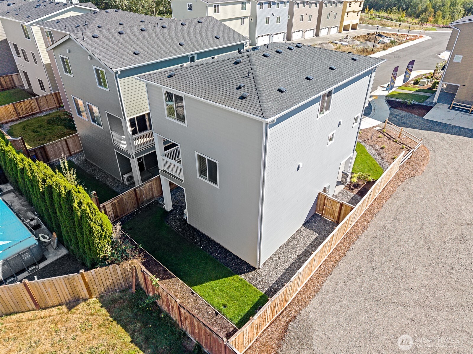 MLS #NWM2584883 image #4