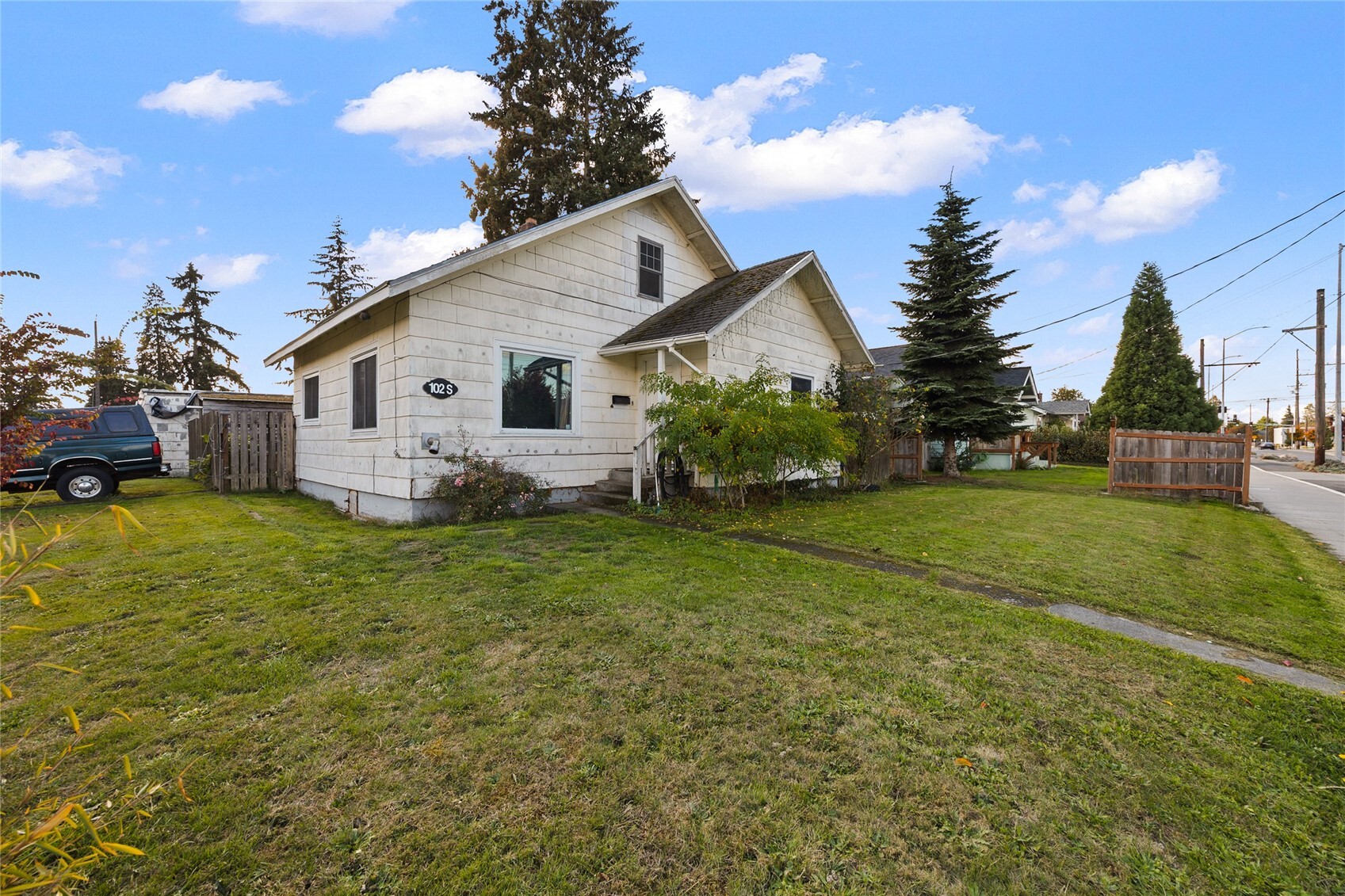MLS #NWM2592709 image #0