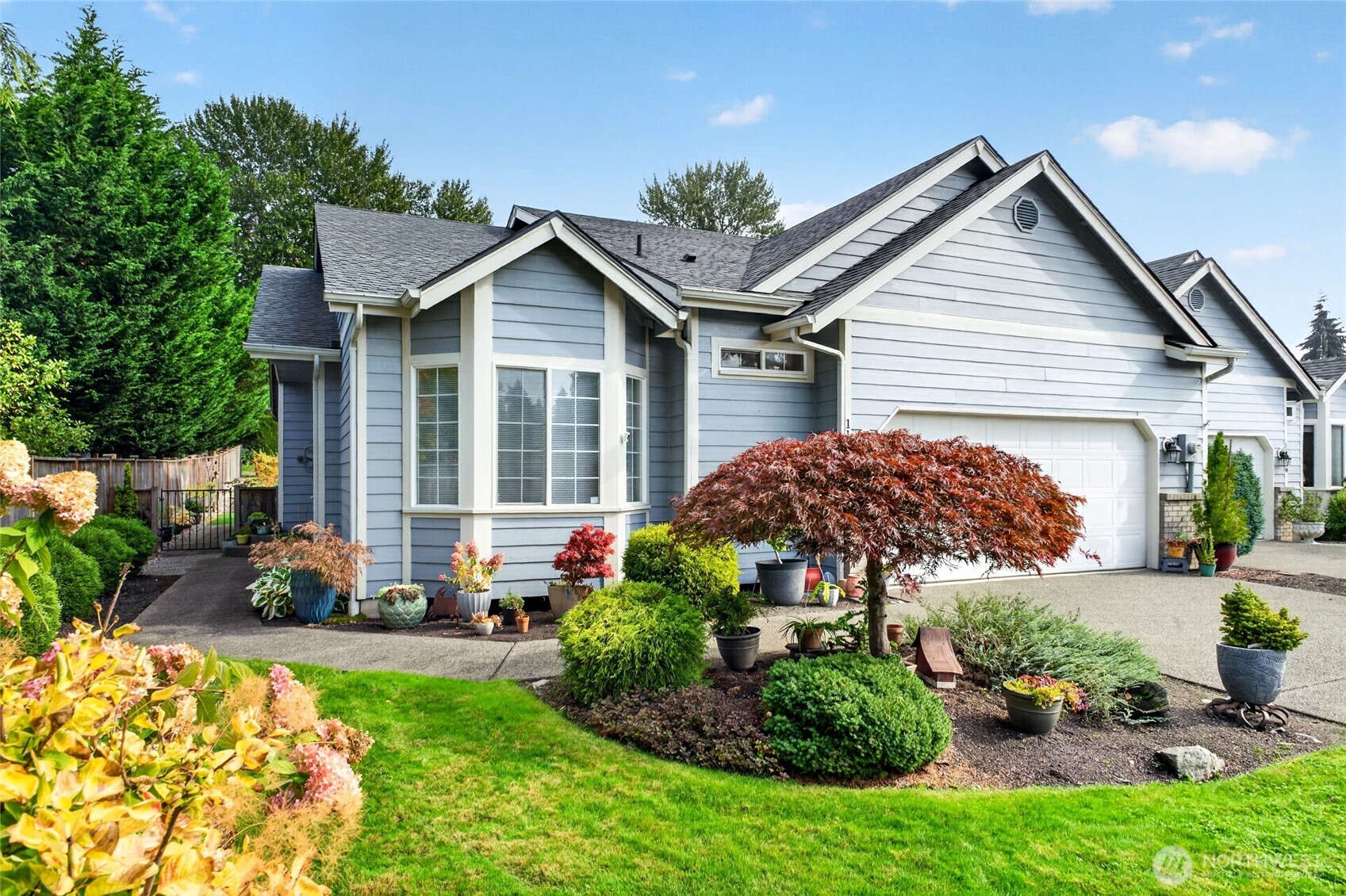 MLS #NWM2593604 image #0