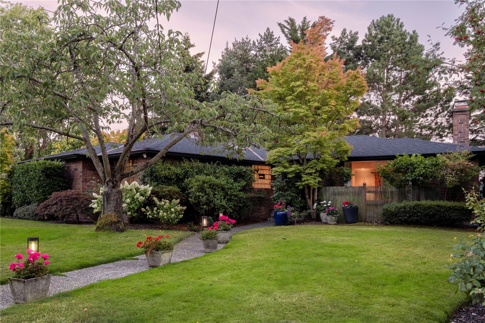 MLS #NWM2596745 image #0