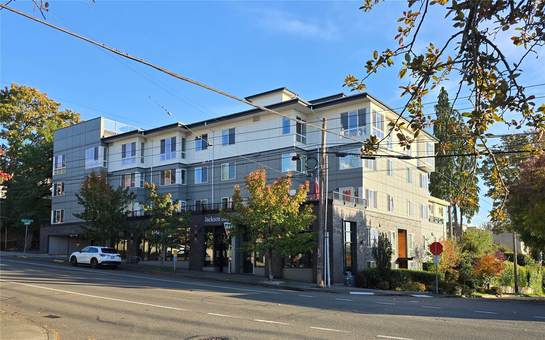 MLS #NWM2597001 image #0
