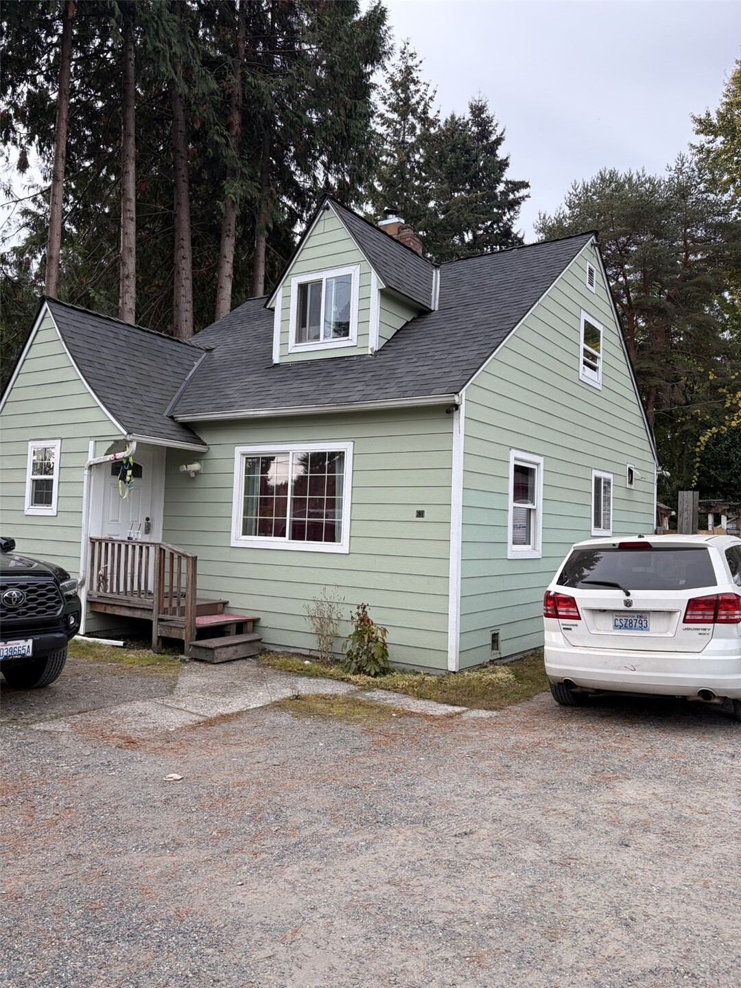 MLS #NWM2598720 image #0