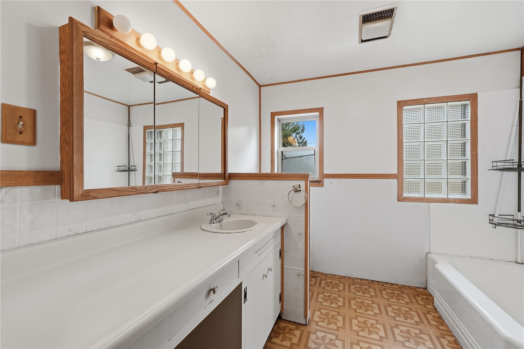 MLS #NWM2599788 image #9