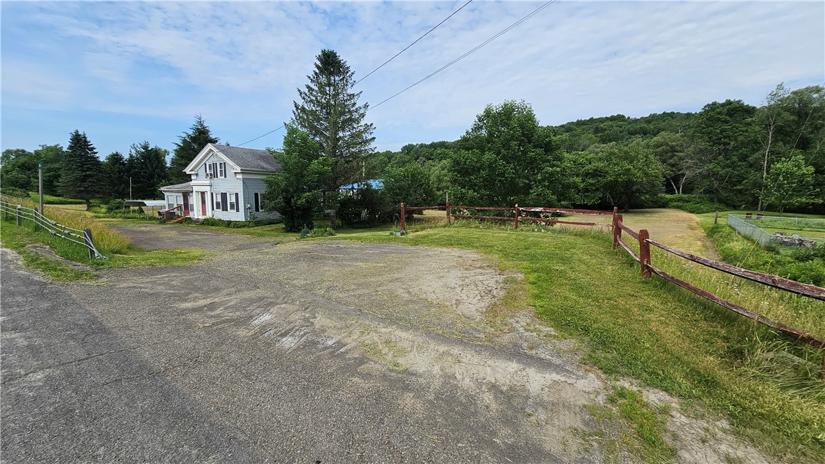MLS #R1699265 image #0