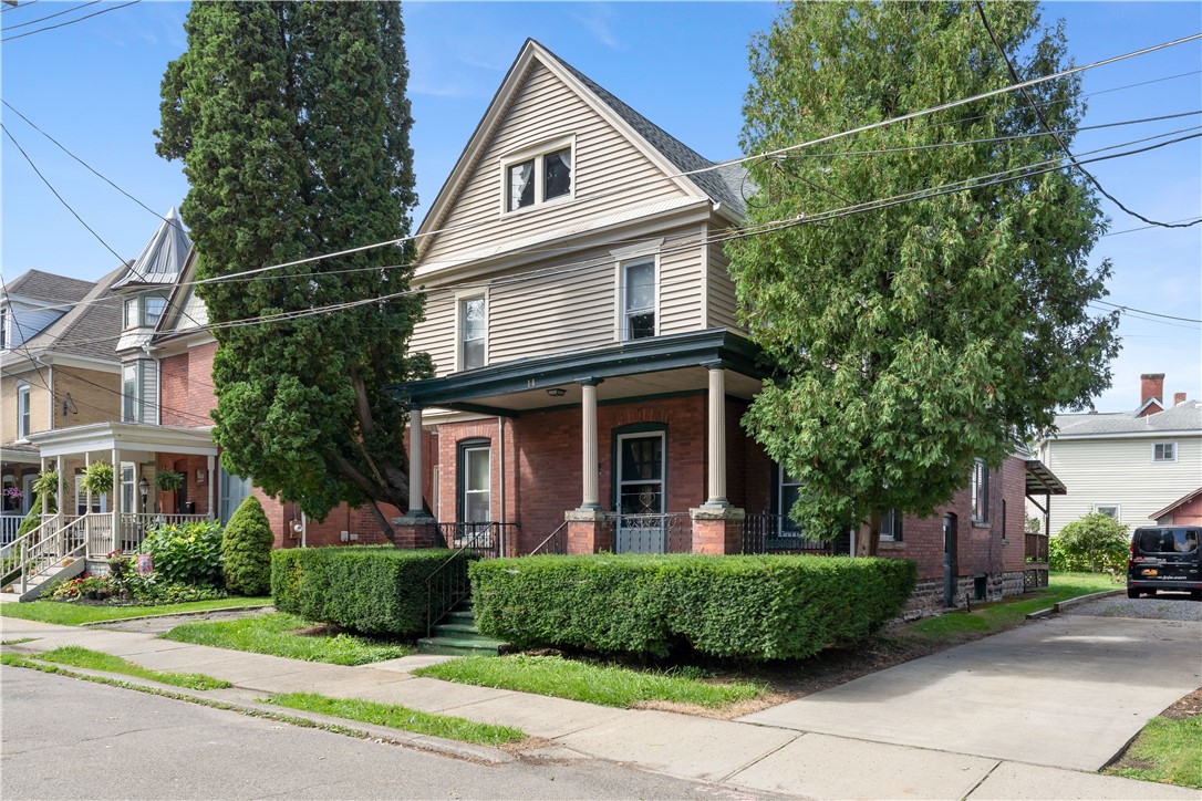 MLS #R1710560 image #0